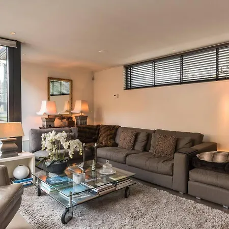 Executive Houseboat-apartment Sumatra Сasa de vacaciones *