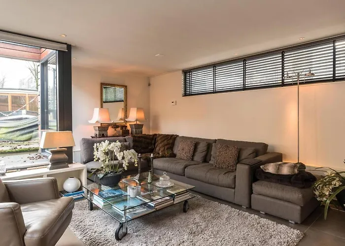 Executive Houseboat-apartment Sumatra Сasa de vacaciones *