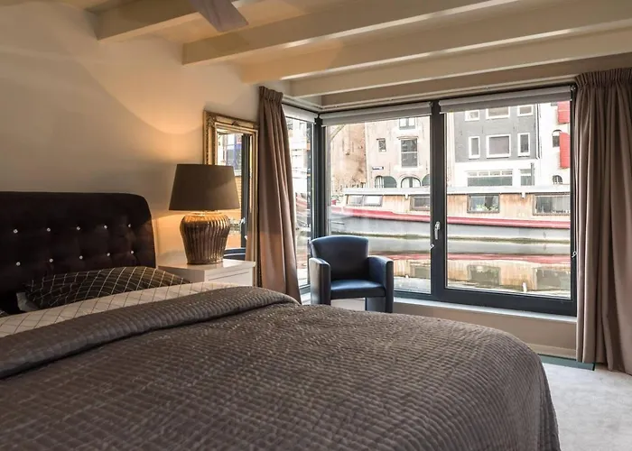 Executive Houseboat-apartment Sumatra Ámsterdam