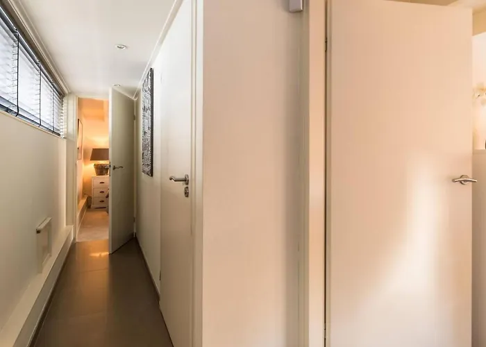 Executive Houseboat-apartment Sumatra Ámsterdam