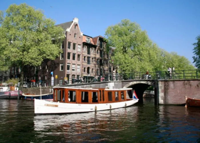Сasa de vacaciones Executive Houseboat-apartment Sumatra Ámsterdam
