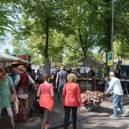 Executive Houseboat-apartment Sumatra *