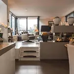 Executive Houseboat-apartment Sumatra Holiday home *