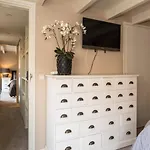 Executive Houseboat-apartment Sumatra * Amsterdam