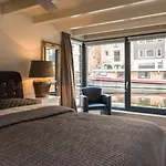 Executive Houseboat-apartment Sumatra Άμστερνταμ