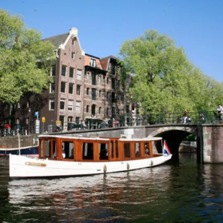 Casa de Férias Executive Houseboat-apartment Sumatra Amesterdão